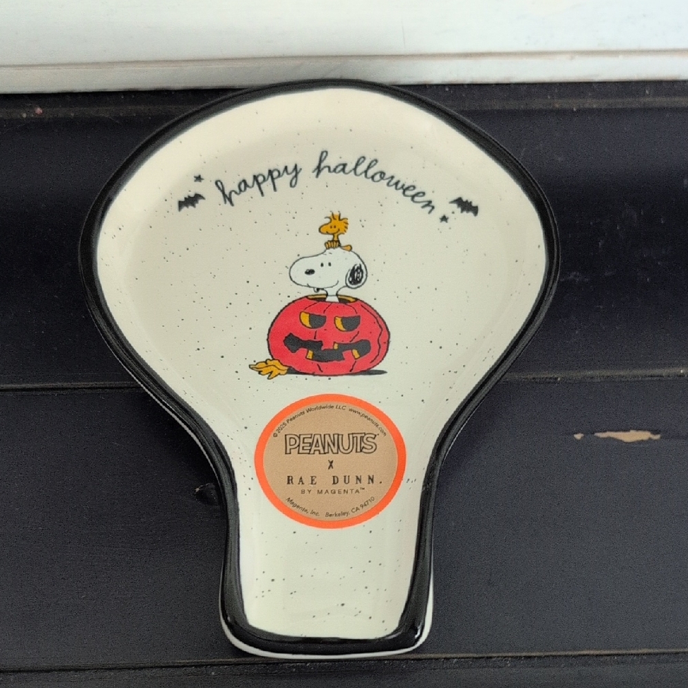 RAE DUNN X PEANUTS HAPPY HALLOWEEN